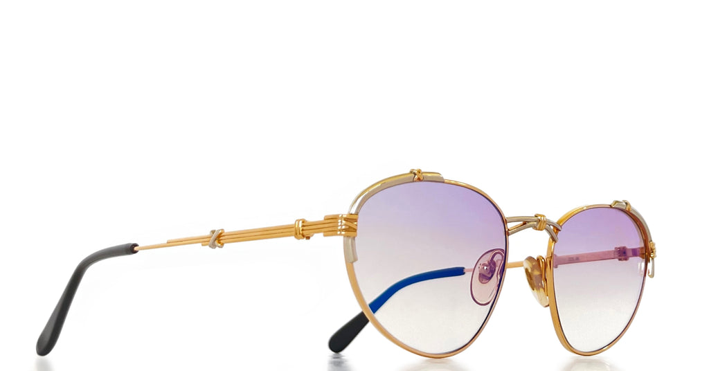 Lunettes masques : ces mythiques solaires Mugler au design d'insecte Lunettes masques : ces mythiques solaires Mugler au design d'insecte